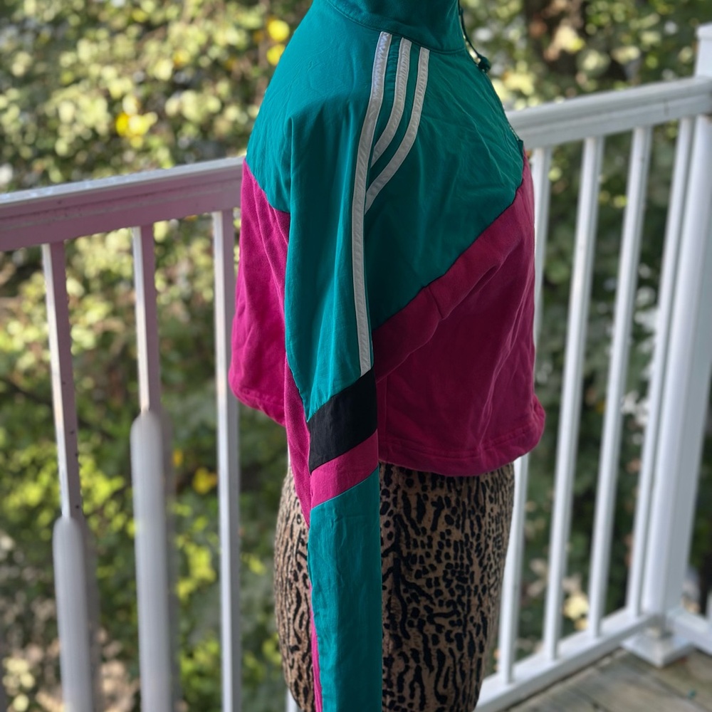 Adidas Teal and Pink Cropped Sweatshirt - Picture 8 of 10